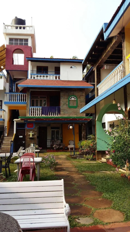 Peravel Beach Holiday Home