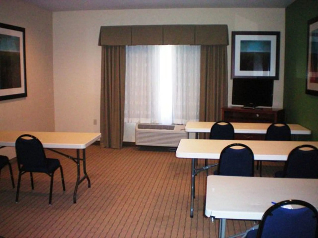 Holiday Inn Express Hotel & Suites Acme-Traverse City by IHG