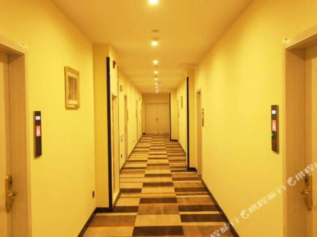 Shell hotel (liaocheng Dongchang West Road Railway Station)