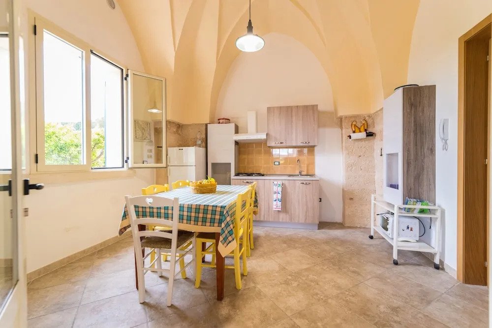 Casina Farnarari by BarbarHouse