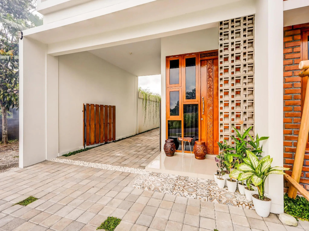 OYO 90099 Twin House