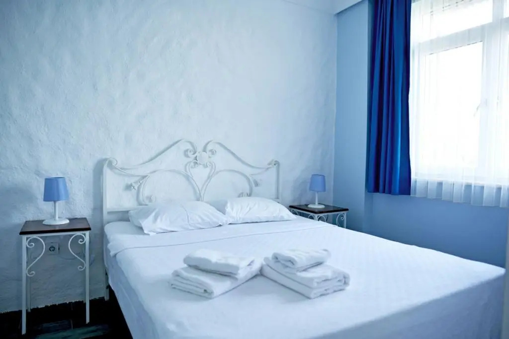 Zeytin Arası Apart Otel