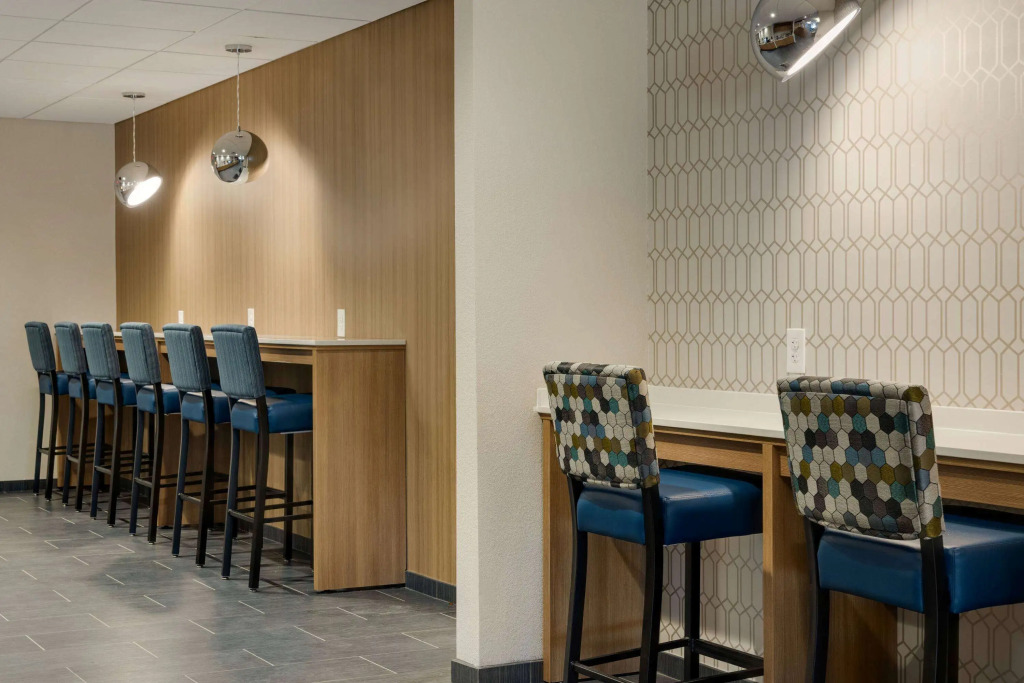 Microtel Inn & Suites by Wyndham Gambrills