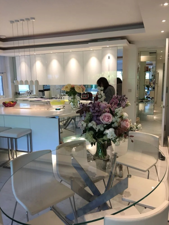 Modern Apartment in Hampstead