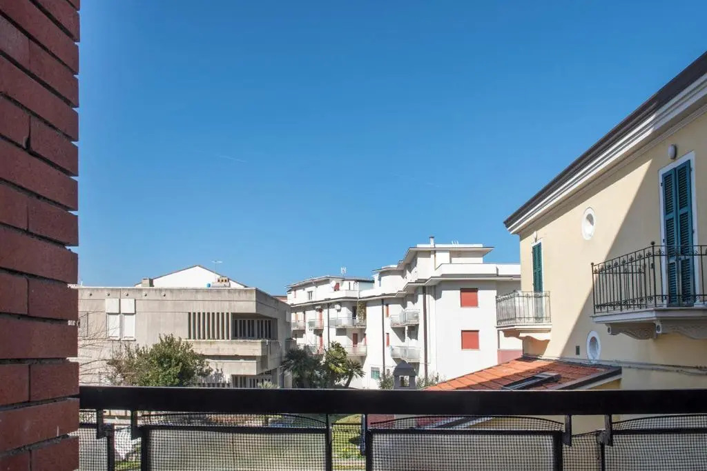 M32 - Marcelli, nuovo monolocale fronte mare