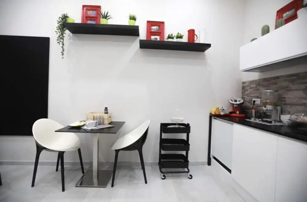 Chiaia Guest House