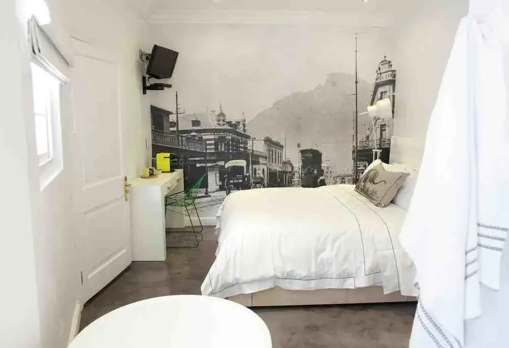 17 On Loader Guesthouse
