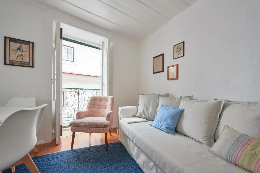 Graça and Alfama Heritage 3-BR Signature Suites by NestAtLisbon