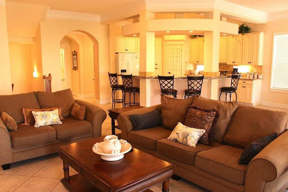 4848 Ocean Blvd - 4 Br Home