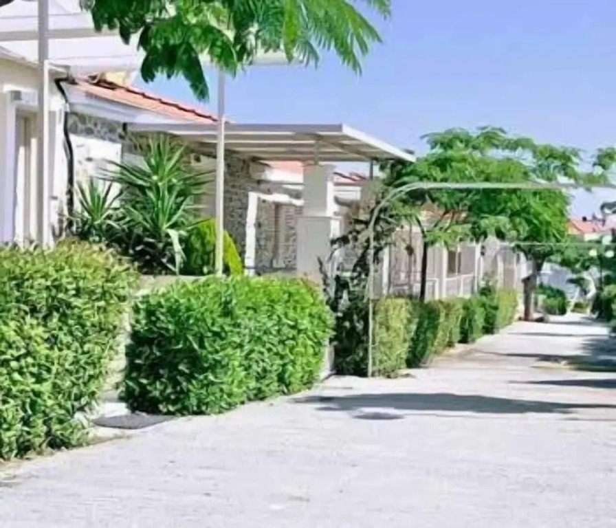 Oikies Small Elegant Houses
