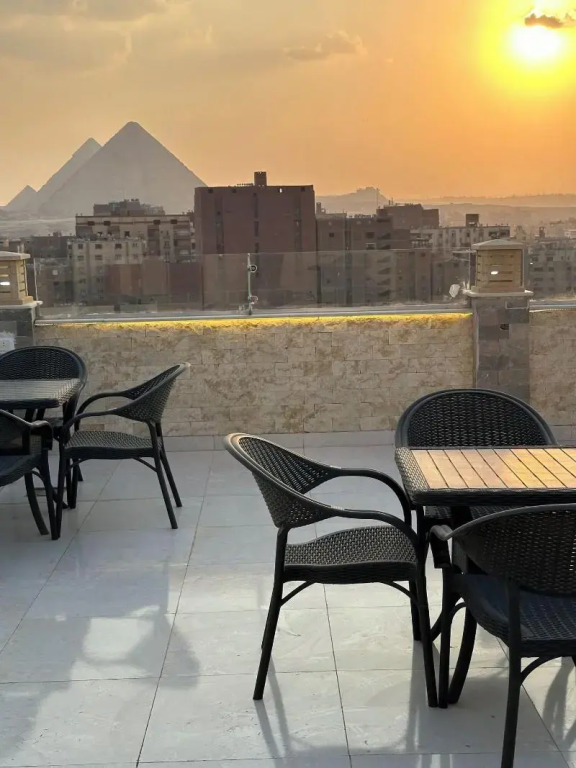 Sun 3 Pyramids Inn