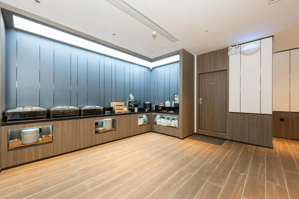 Xingye Aesthetic Smart Audio-visual Homestay (Kunming Nanping Pedestrian Street)