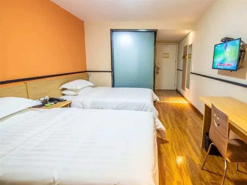 Orange Fashion Apartment (Guangzhou Xiajiao Metro Station)