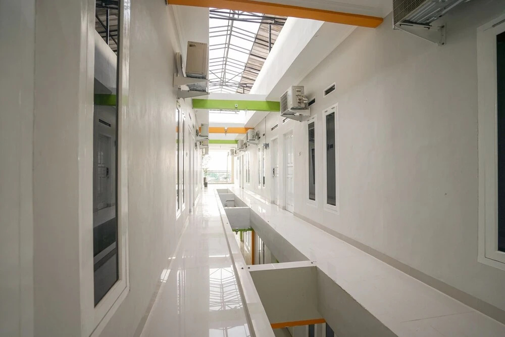 Vivi Residence Syariah Ii by OYO Rooms