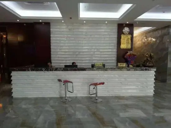 Jingxi Saint Paul Hotel (Longtan Wetland Park Branch)