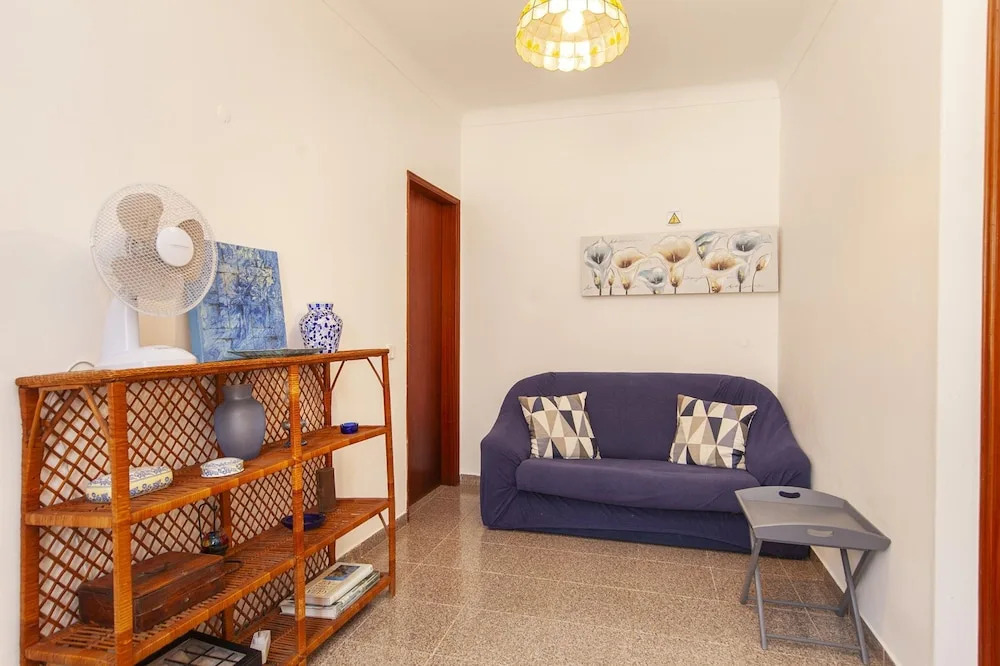 A75 - Casa da Ponte 1 Bed Flat in Lagos