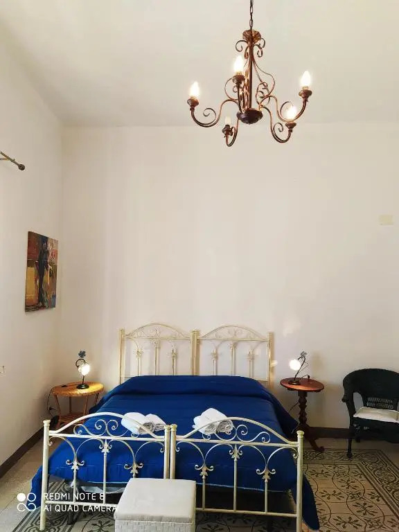 Agli Antichi Quartieri Apartments & Room