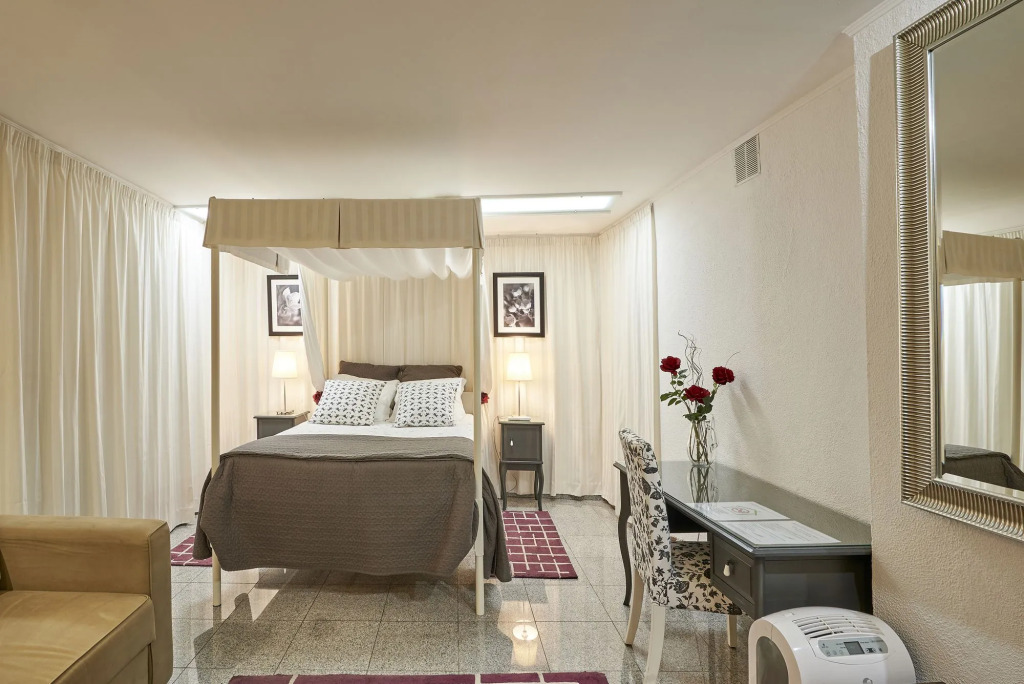 Discovery Apartment Estrela