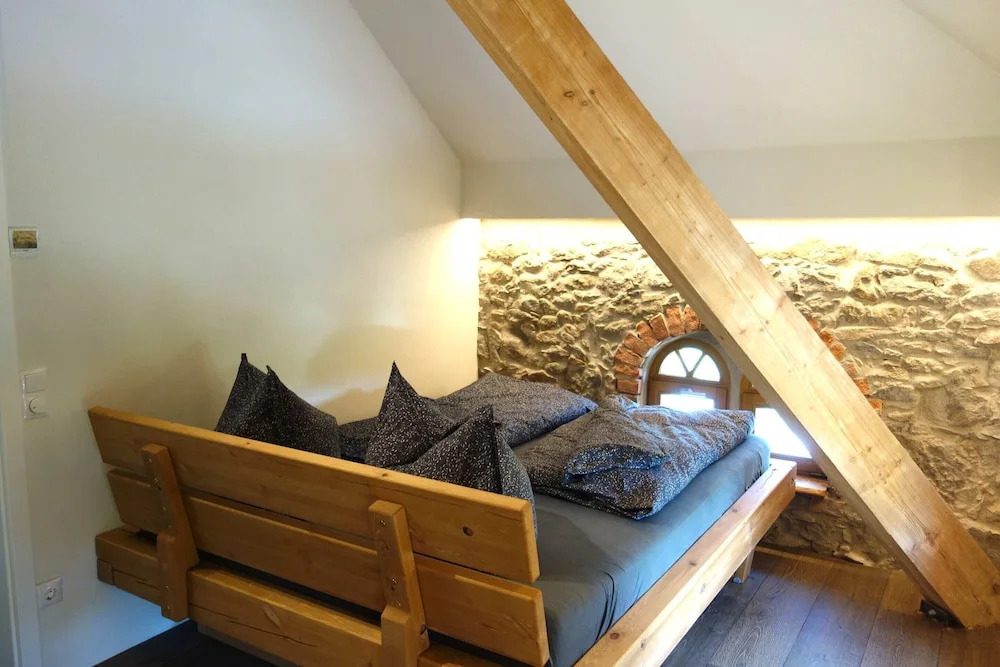 Lichtdurchflutetes Apartment mit Sauna & Kamin