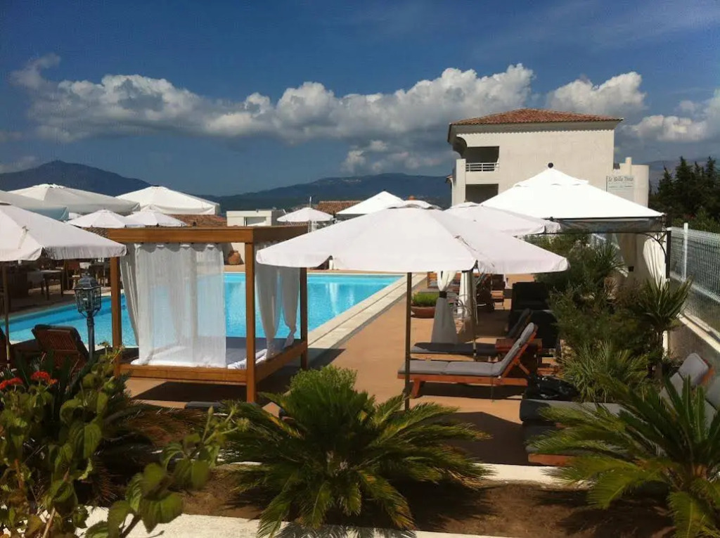 Bella Vista, Hôtel Suites & Maisons