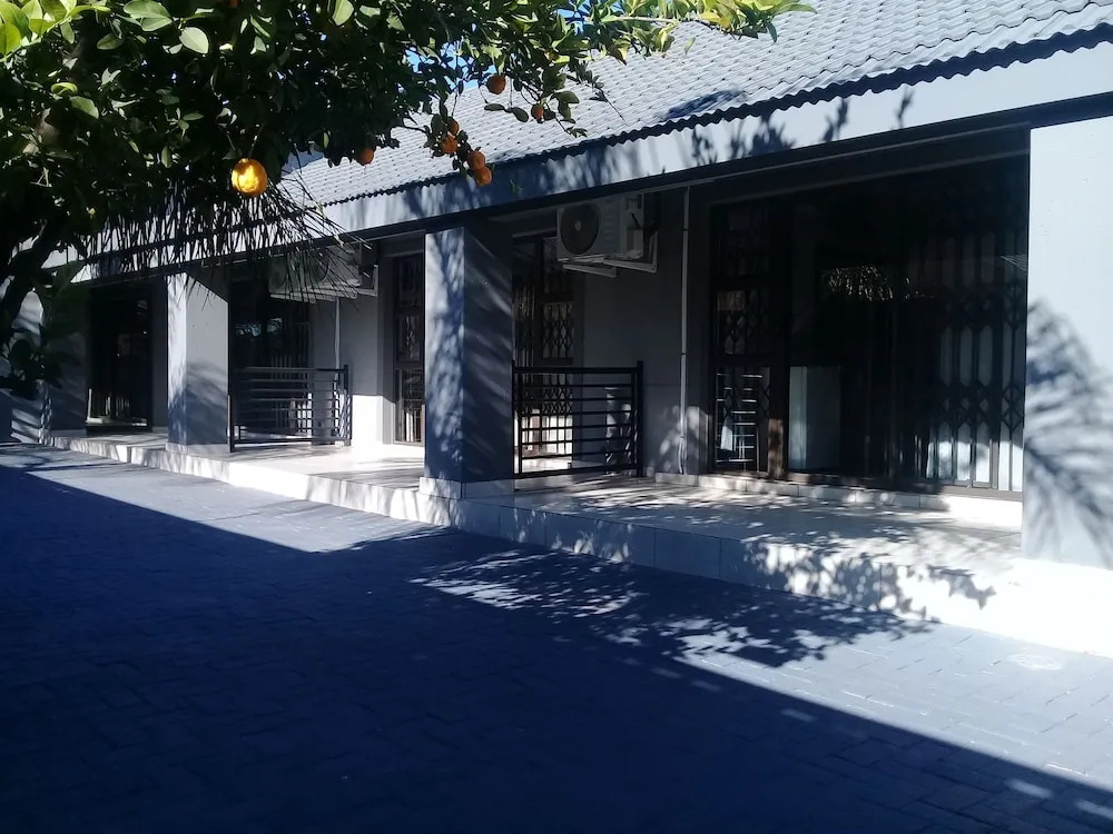 Kenzo Guest House