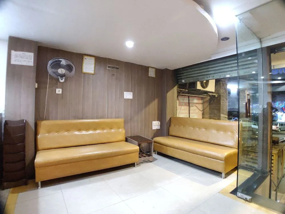Hotel Purple Orchid
