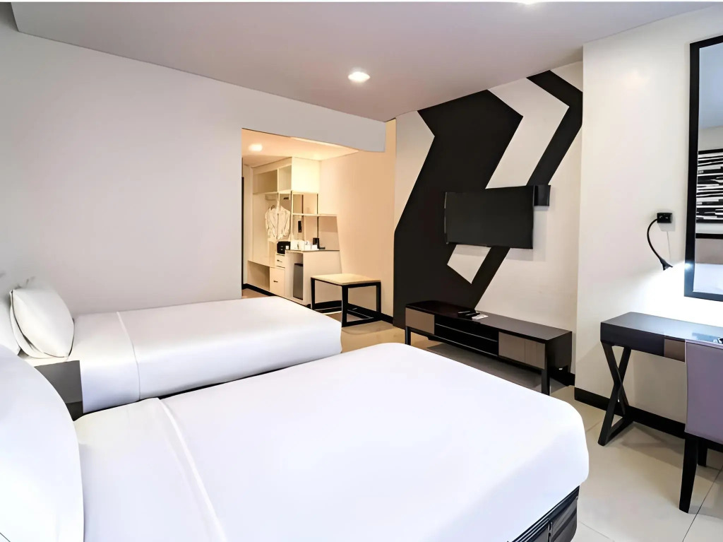 Summit Hotel Magnolia