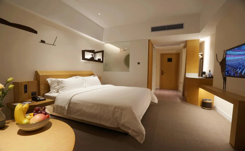 Ceramics International Hotel