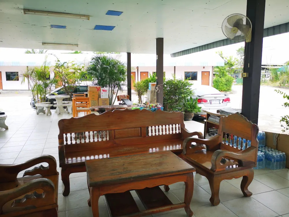 Taweesub  Resort