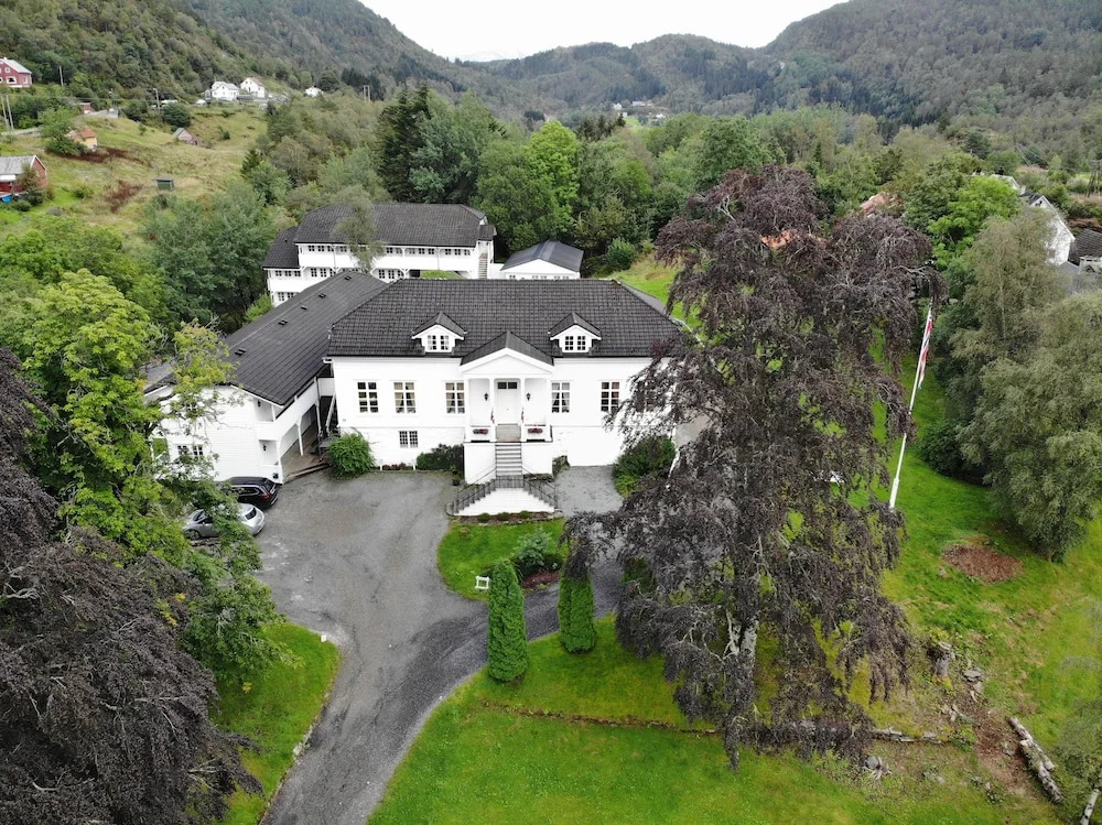 Fjordslottet Hotel