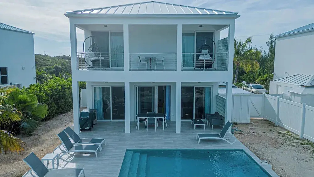 Villas with Private Pool 5 min to Grace Bay beach