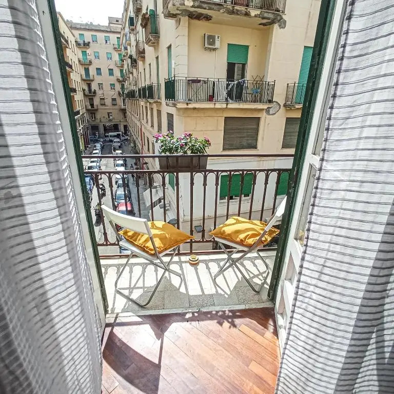 B&B Bandiera 77