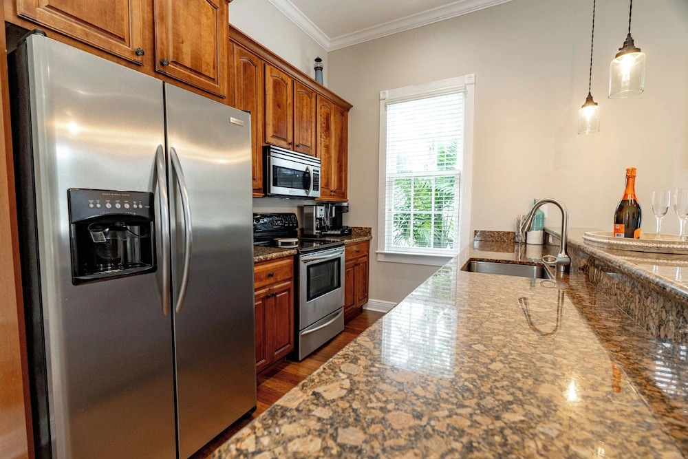 Lighthouse Suites Collection