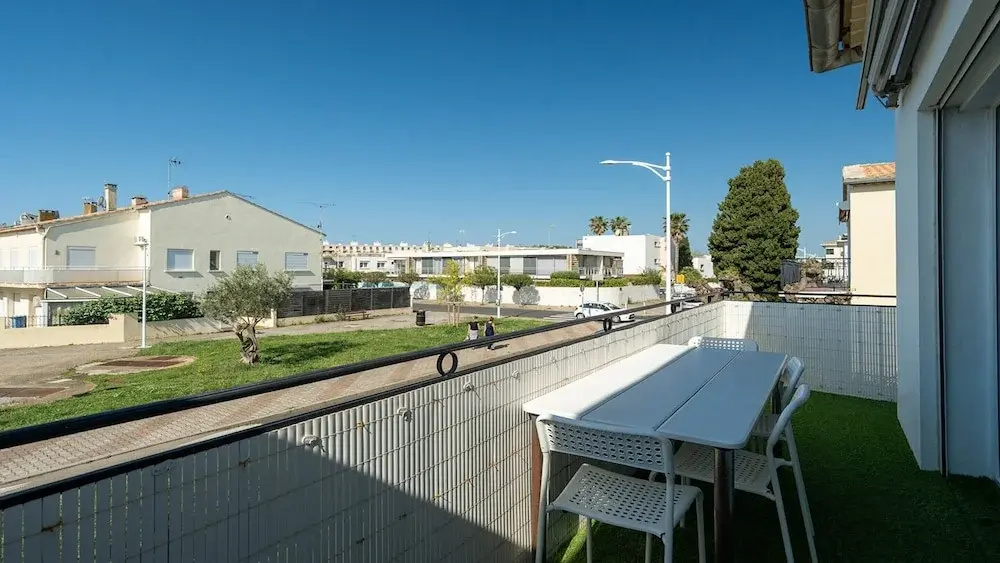 Apartment in Grau du Roi Near the Beach