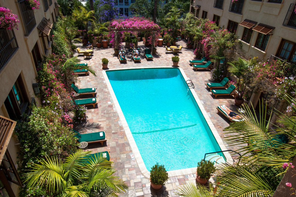 Best Western Plus Sunset Plaza Hotel