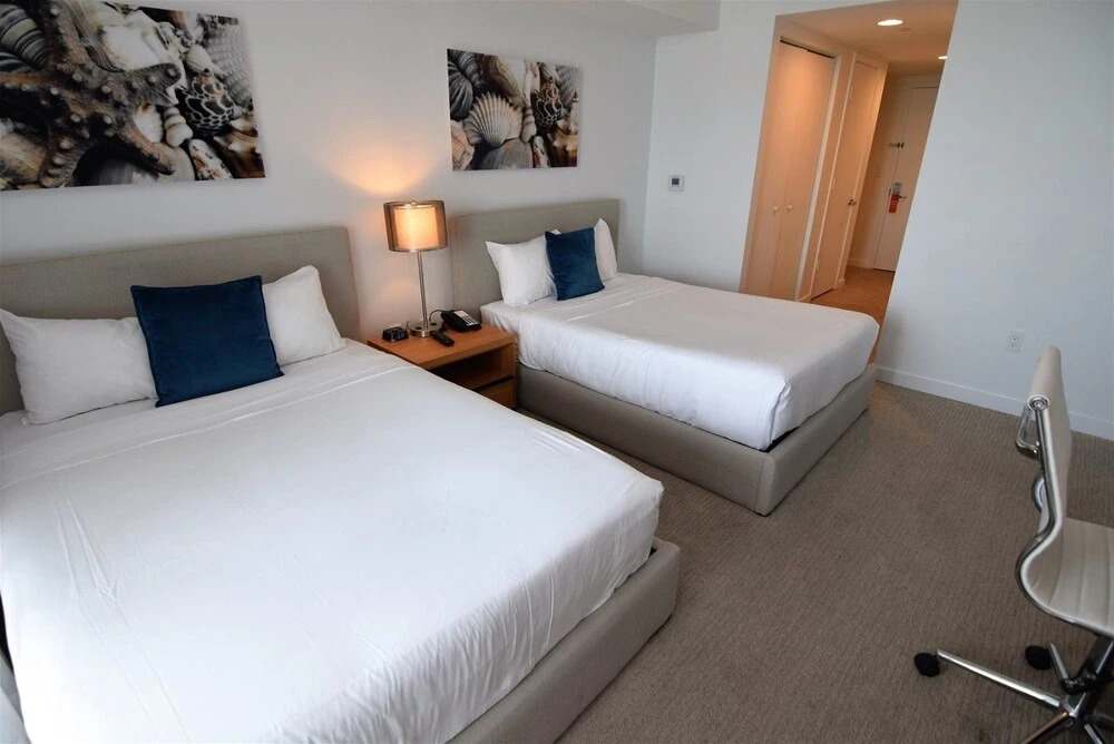 Modern Studio With Amazing Ocean & Bay View @ Beachwalk Resort