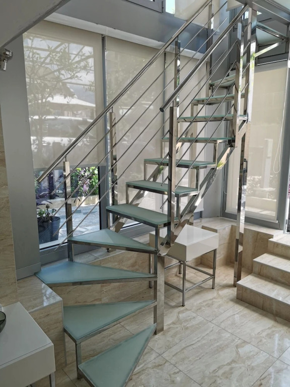 Qumi Apartments