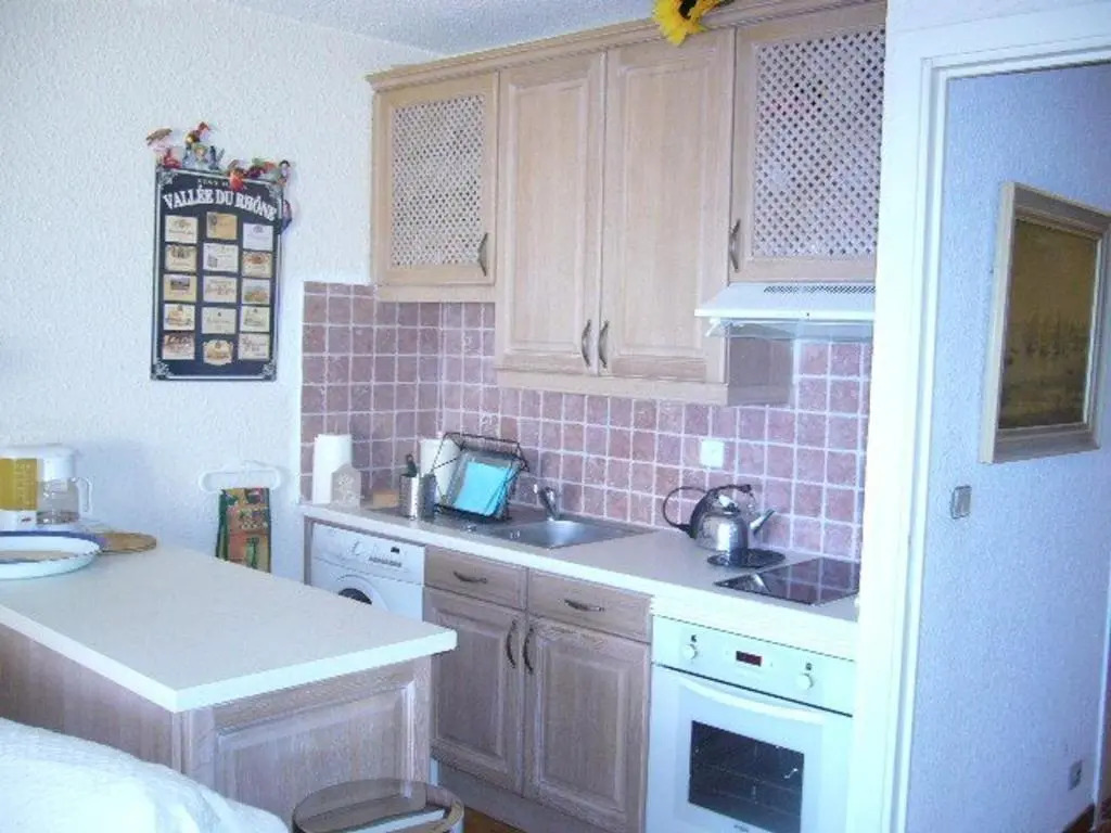 Appartement Bormes-les-Mimosas, 2 pièces, 4 personnes - FR-1-610-6