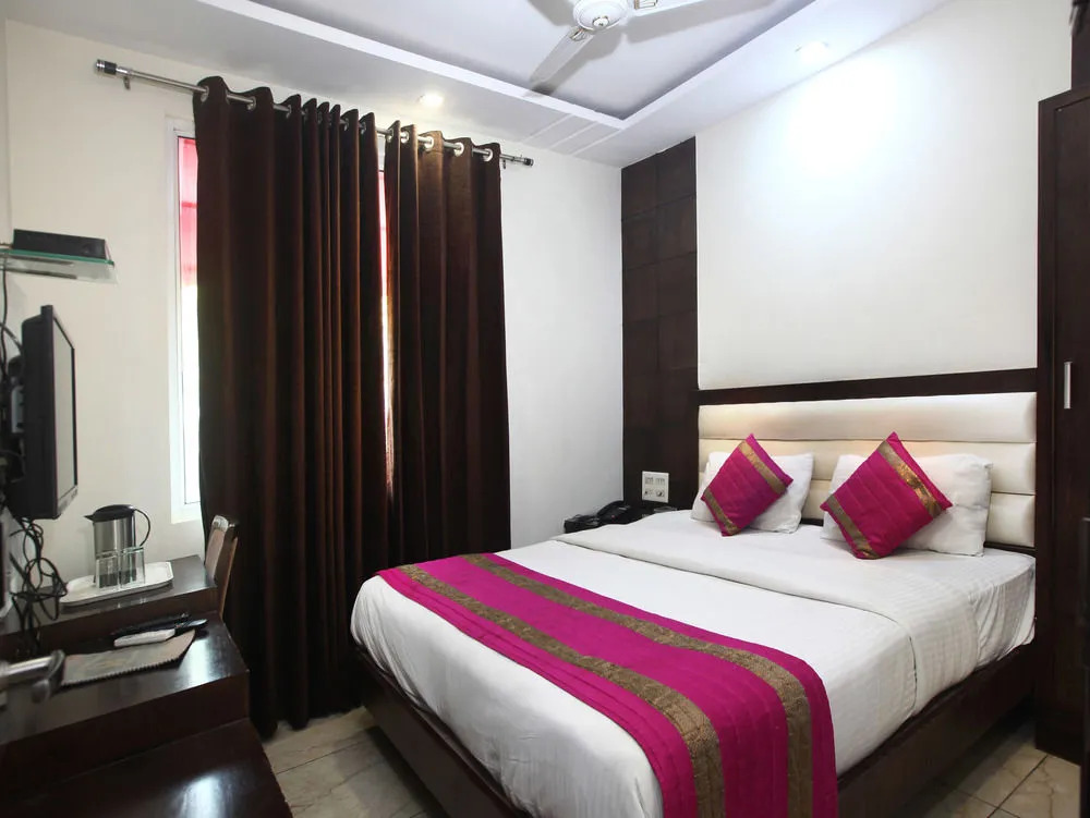 OYO Premium Paharganj