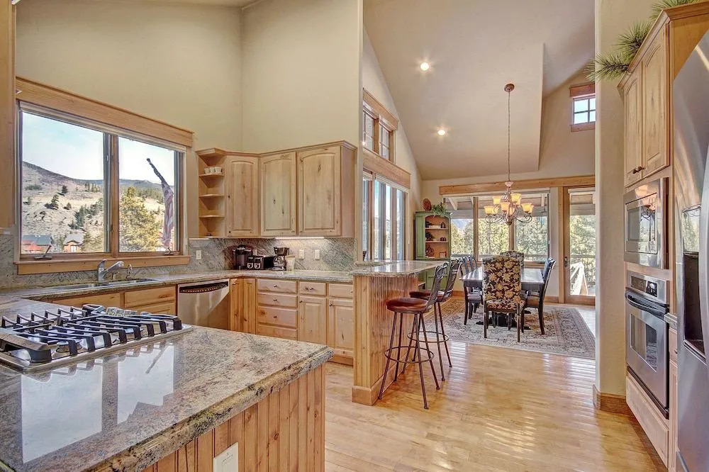 170 Elk Circle Condo