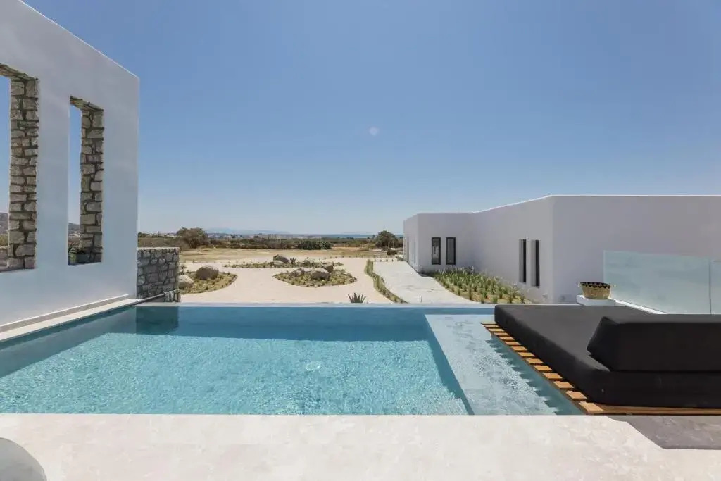 Milestones Naxos Hotel