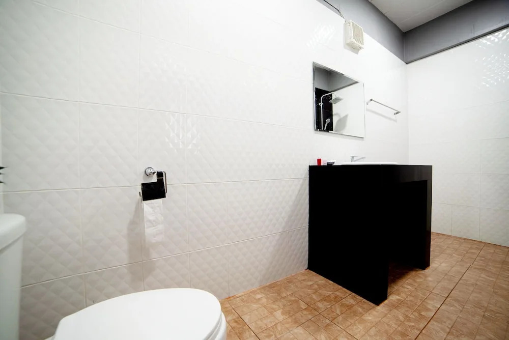 OYO 465 Krung Kao Traveller Lodge