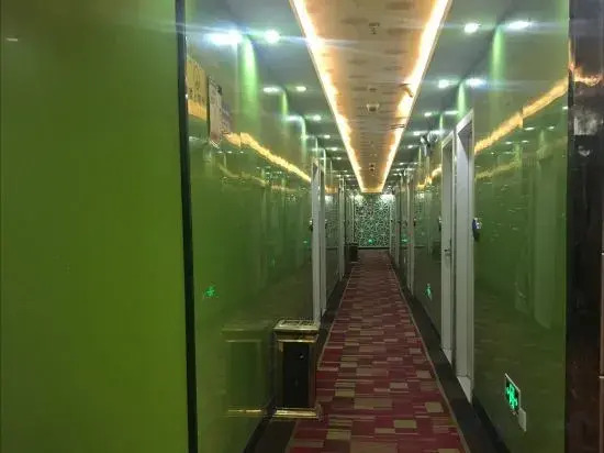 Shanghai Xingpu 99 Fashion Hotel