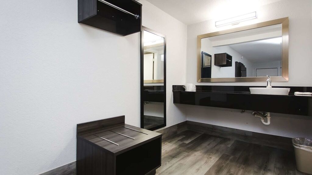 Studio 6 Houston TX Medical Center NRG Stadium