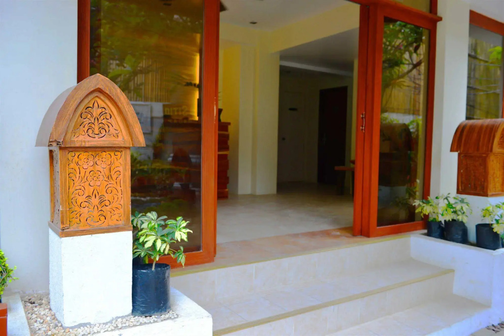 White Beach Suites Boracay
