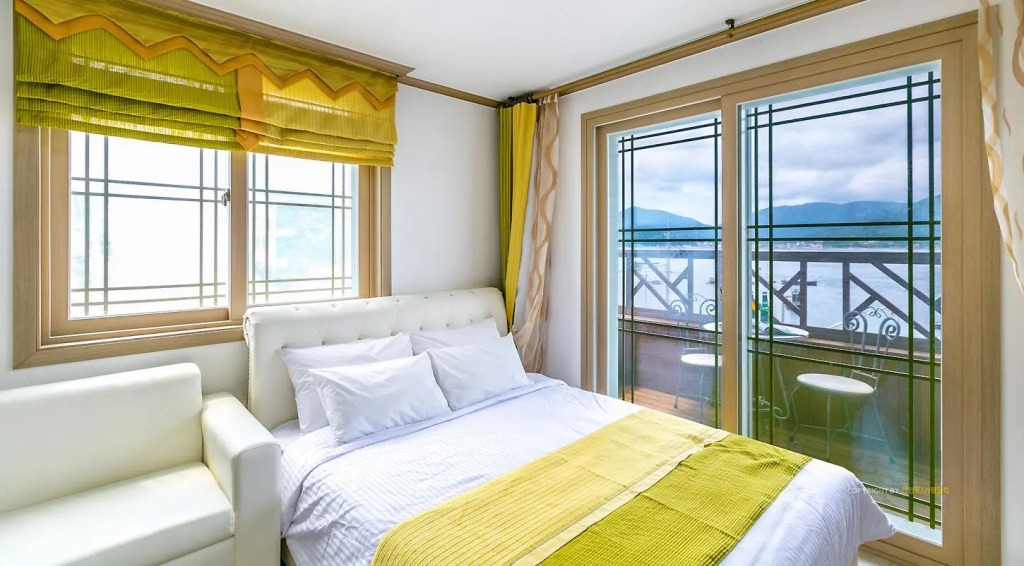 Geoje Beach Maru Pension