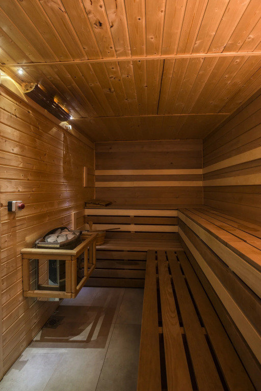 Hotel Korona Wellness, Rendezvény és Borszálloda