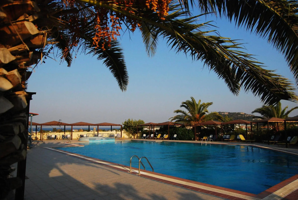 Telhinis Hotel & Apartments