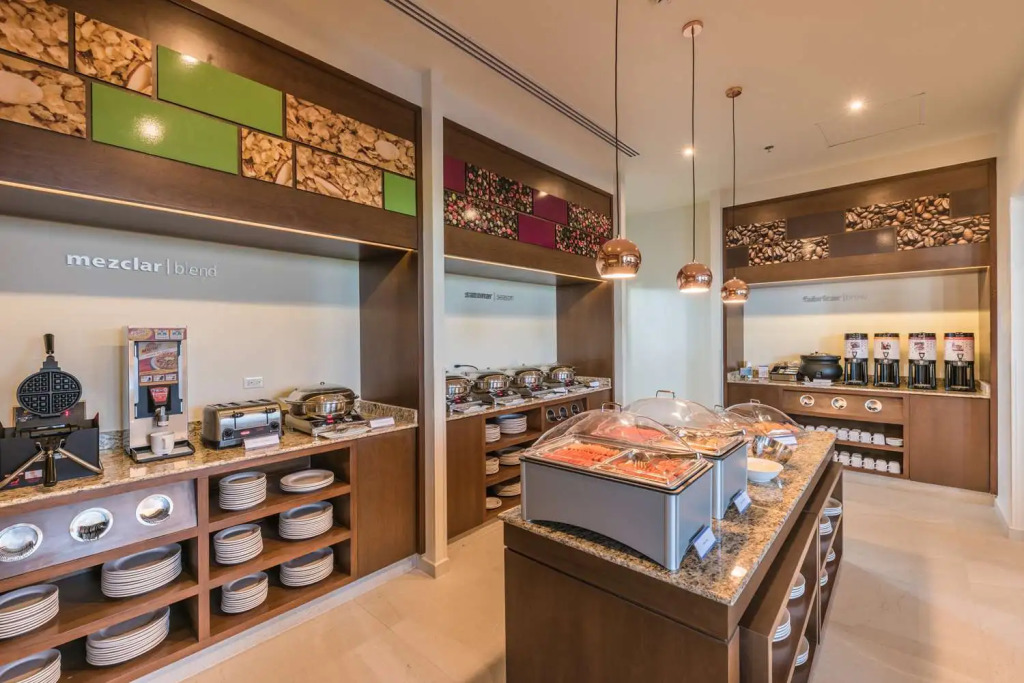 Hampton Inn & Suites by Hilton Salamanca Bajio