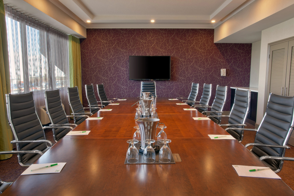 Holiday Inn Toronto International Airport by IHG